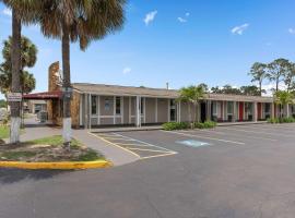 올랜도 Celebration에 위치한 호텔 Super 8 by Wyndham Kissimmee-Orlando