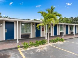 Travelodge by Wyndham Kissimmee Orlando、オーランド、セレブレーションのホテル