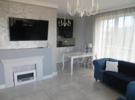 Lighthouse Apartment, hotel in Gąski