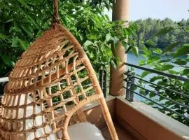 Mystica - charming studio apartment on the beach