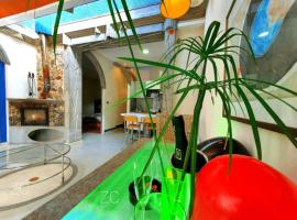 zentral club apartamento protón-jacuzzi, cheap hotel in Belmonte de Miranda