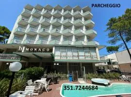 Hotel Monaco - B&B Parcheggio incluso