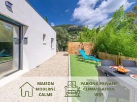 Charmante Maison entre Cannes et Nice, Familienhotel in Le Bar-sur-Loup