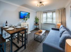 Train Station Serenity, apartment in Staines upon Thames