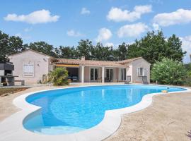 Nice Home In Saint-czaire-sur-siag With Outdoor Swimming Pool, Private Swimming Pool And 3 Bedrooms, chalupa v destinaci Saint-Cézaire-sur-Siagne