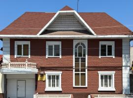 Red-N House, hotel in Tashkent