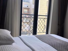 Qama Hotel, hotel v destinaci Pristina