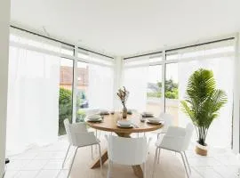 Appartment in den Weinbergen bei Mainz - mit 2x Doppelzimmern, 1x großes Wohnzimmer, Bad & Küche