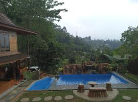 Villa Hakim 3 by Surganya Villa, rental liburan di Cisarua