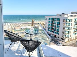 Smarald Sea View Apartment in Infinity Beach Resort - parking, מלון ספא במאמאיה