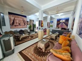 Grand Hotel &Hostel, помешкання для відпустки у Луксорі