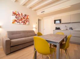 Calcirelli Suites, hotel cerca de Estadio Marcantonio Bentegodi, Verona