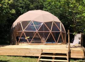 SIMBIOSIS. Agri Cultur'Art Camp, kamp za glamping u gradu 'Pontinvrea'