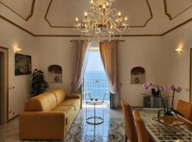 Palazzo Rocco - Golden Suite - Praiano - Amalfi Coast – domek wiejski w mieście Praiano