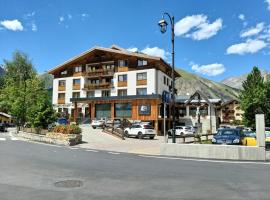 Hotel Bernina, ξενοδοχείο στο Λιβίνιο