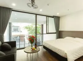 The Carnation Apartment 02