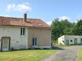 Gîte de la Longue Prairie, holiday rental in Asnières-sur-Blour