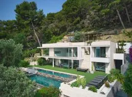 Cannes - Modern villa with 180° sea view