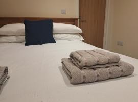 Seven Bays Stays, hotel in St Merryn