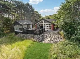 2 Bedroom Gorgeous Home In Føllenslev