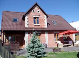 Pańska Izba, hotell i Chałupy