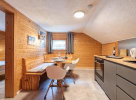 Chalet Stanzertal, hotel em Strengen