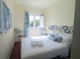 Casa do Port&atilde;o Azul - Tamboril