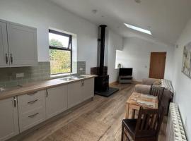 Belle Vue Cottage sleeps 2 one dog by prior permission, villa in Barnard Castle