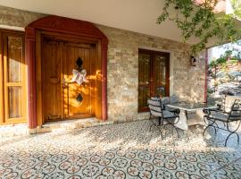 -VİLLA Vildan- 12 KİŞİLİK ÖZEL HAVUZLU 6 ODALI VİLLA, hotel en Kemer