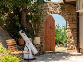 Villa Sortis complete privacy for 2 families and pets, מלון בפג