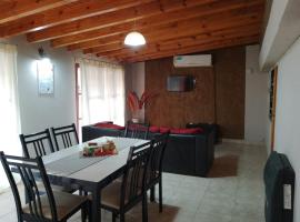 Casa , Maipu , Lunlunta, Mendoza, дешевий готель у місті Lunlunta