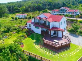 Travel Sketch Pension, self catering accommodation in Geoje 