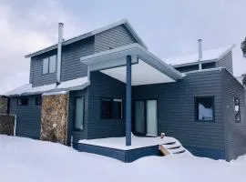 New Chalet - Fox Hollow