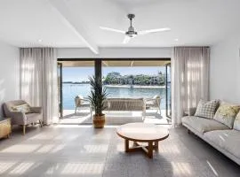 Bellavista 3 Riverfront with Beach