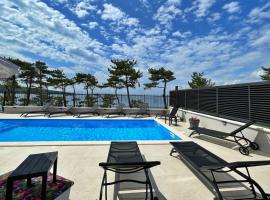 Villas Punta Silo - luxury apartments with pool, apartemen di Silo