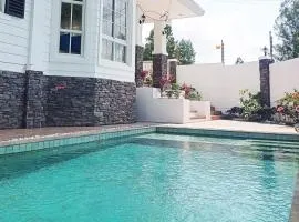Zaia Country House Tagaytay Wedding Prep with Pool