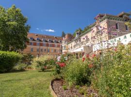 Le Grand Hôtel, The Originals Relais, готель у місті Évaux-les-Bains