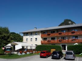 Hotel-Restaurant Stefanihof, hotel v destinaci Fuschl am See