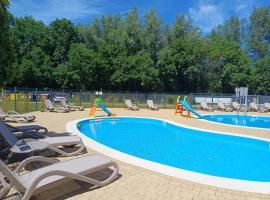 Horyzont Apartamenty- 50m od morza!!!Apartamenty prywatne w Family Dominikana- SELF CHECK IN, hotel a Sianozety