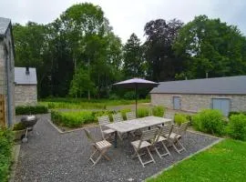 Gite with swimming pool situated in wonderful castle grounds in Gesves