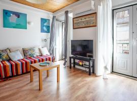 City Center Apt in Lively Bairro Alto!