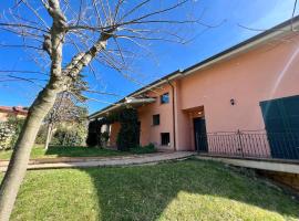 casa mimose rosa II, casa per le vacanze a SantʼAngelo in Pontano