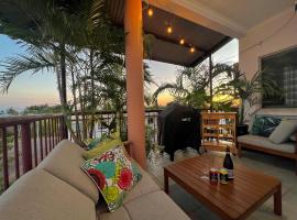 Brushstrokes Hideaway, a Delightful, Modern Tropical Haven in Darwin City, hotel em Larrakeyah