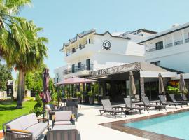 Edem Flower Hotel, hotell i Kemer