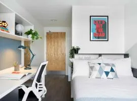 Westfield - Summer Budget Accommodation