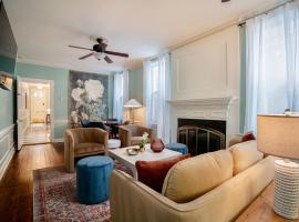 The W House Traveler's Dream Heart of Old Town, Cottage in Alexandria