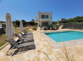 Horizon Villa Almyrida, holiday home in Almirida