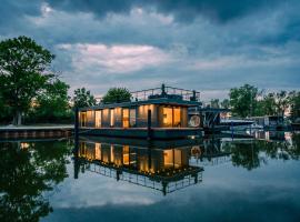200 qm schwimmendes Penthouse, boat in Vieregge
