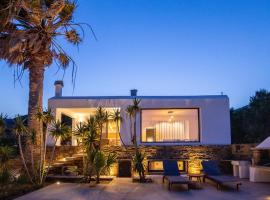 Unforgettable Tinos beach houses complex, hotell i Agios Ioannis