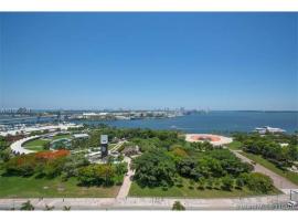 Luxury Building with Ocean Views in Downtown, hotel a Miami
